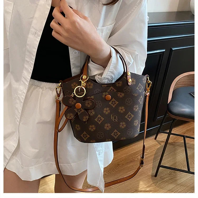 In 2025, Designer Retro Printed Handbags, Convertible Crossbody Bags, and Luxury Textured Best-selling Women's Bags