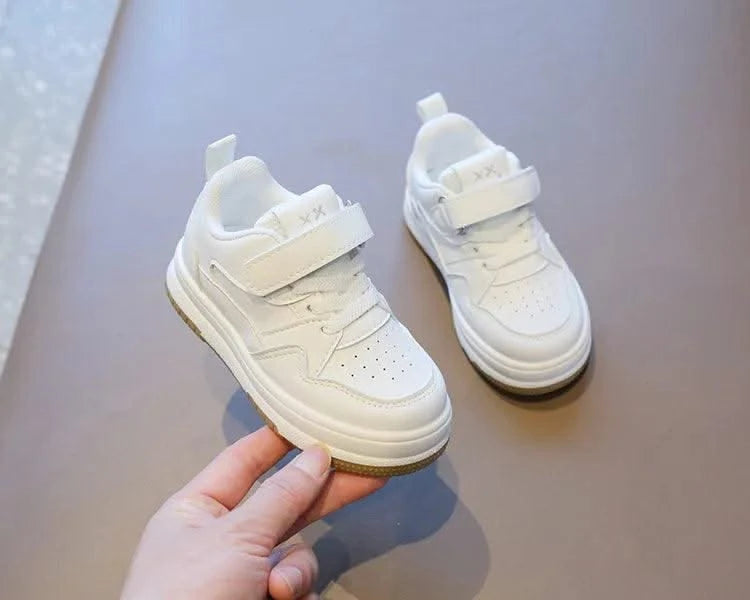 Children's White Shoes Spring and Autumn Kid's Sports Shoes Anti slip Lightweight Boys Board Shoes Soft Sole Baby Casual Shoes