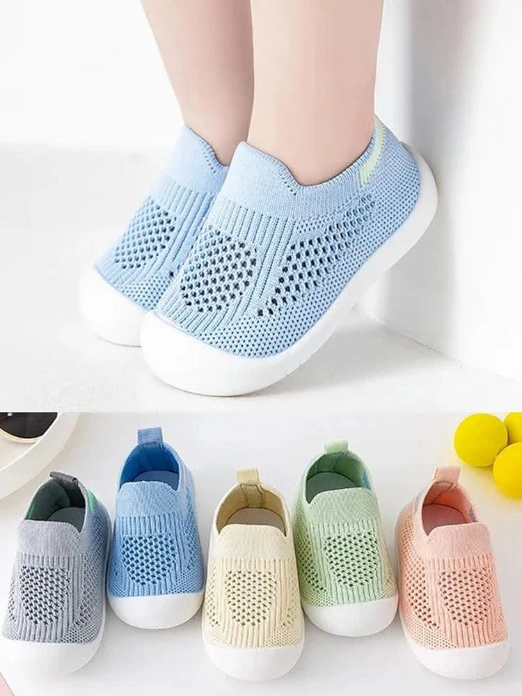 Baby toddler shoes, soft-soled non-slip baby shoes, one-step children's men's and women's mesh casual shoes