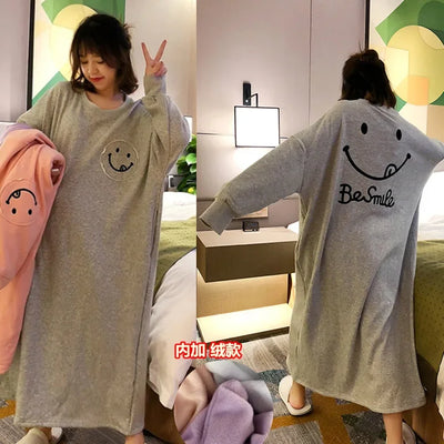 Female Loungewear Smiley Face Autumn Winter German Fleece Thickened Warm Long Nightgown Women Wearable Outdoors Lady Pajamas