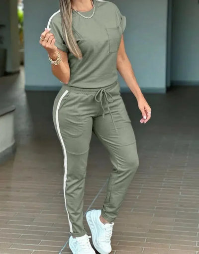 Women's Sports Suits 2025 Spring Summer 2 Pieces Outfit Contrast Paneled Round Neck Short Sleeve Top Pocket Drawstring Pants Set