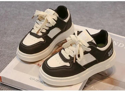 Kids Sports Shoes Non-slip Soft Sole Boys Girls Casual Shoes White Trendy 2025 New Fashion Children Sneakers Breathable Comfort