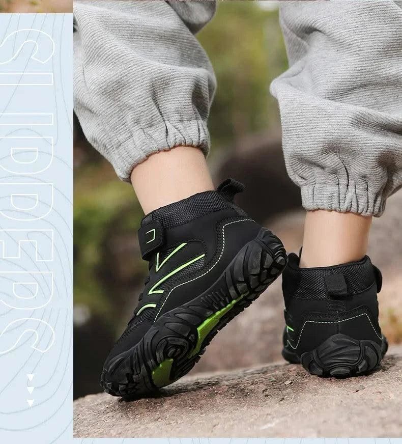 New Children Shoes Hiking Climbing Boys Fashion Sneakers Girls Sport Running Shoes Kids Breathable Casual Trainers Outdoor Shoes