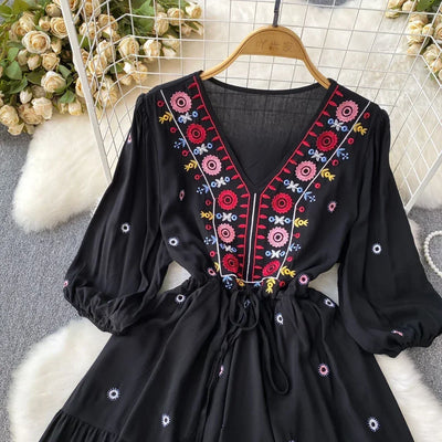Boho Dress for Women Embroidery Floral Print V-neck Elastic Waist Lace-up Dresses with Belt Summer Vestidos Folds Dropshipping