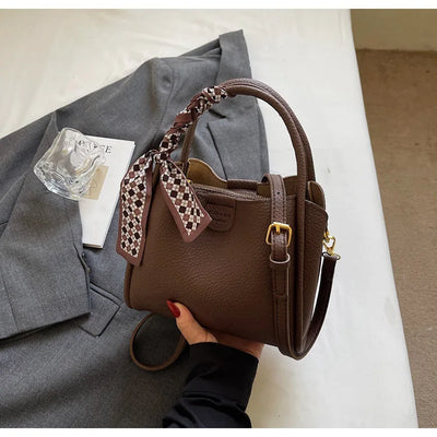 2025 New Women's Handbag Trendy Bucket Bag Luxury Stylish Shoulder Bag Crossbody Purse Versatile Casual Tote Designer Ladies