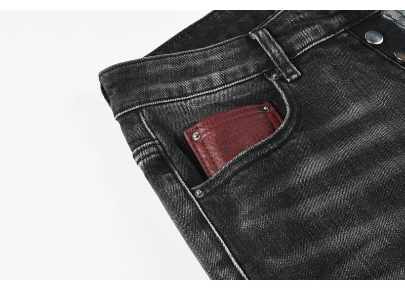 Fashionable new men's jeans with pleats, washed water, nostalgic perforations, red patches, men's black and gray jeans, high str