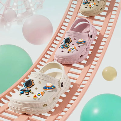 BASATU Cute Clogs Sandals DIY Cartoon Shoes Mules Clogs Boys Girls Sandals Non-slip Beach Slippers Summer Sandals Garden Shoes