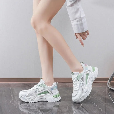 Sports shoes for women 2025 new fashion Korean version trendy fly woven breathable anti slip lightweight running shoes