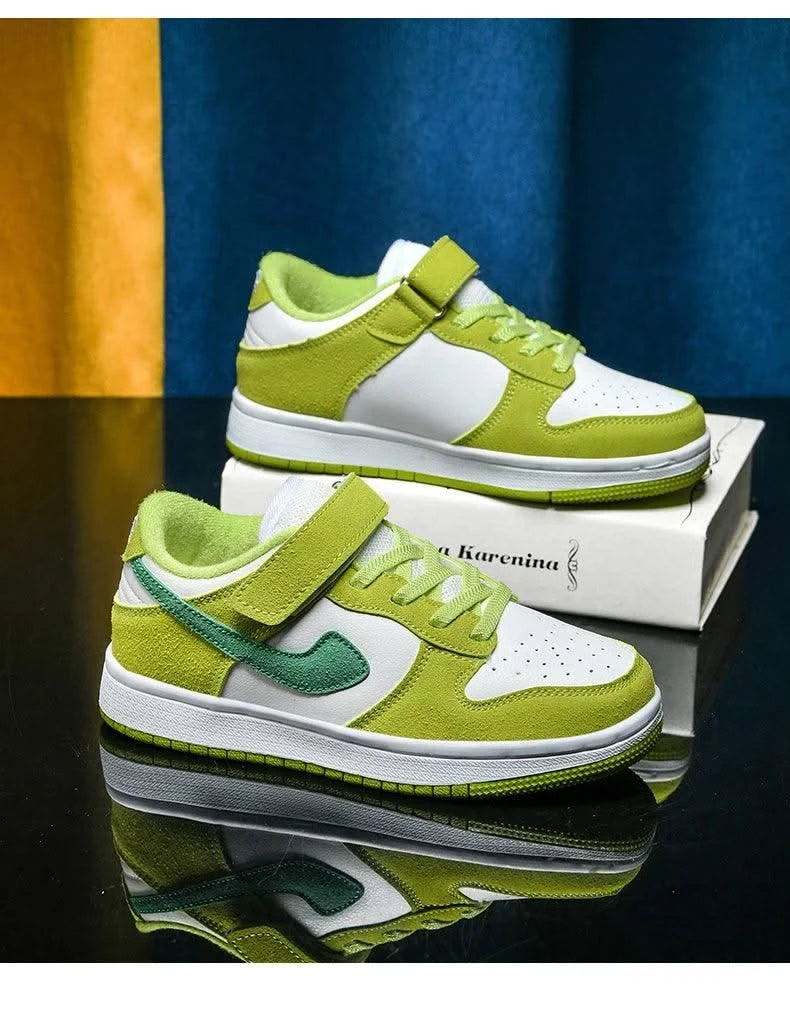 Boys' sports shoes 2025 new leather-covered waterproof children's casual shoes primary school trend non-slip board shoes