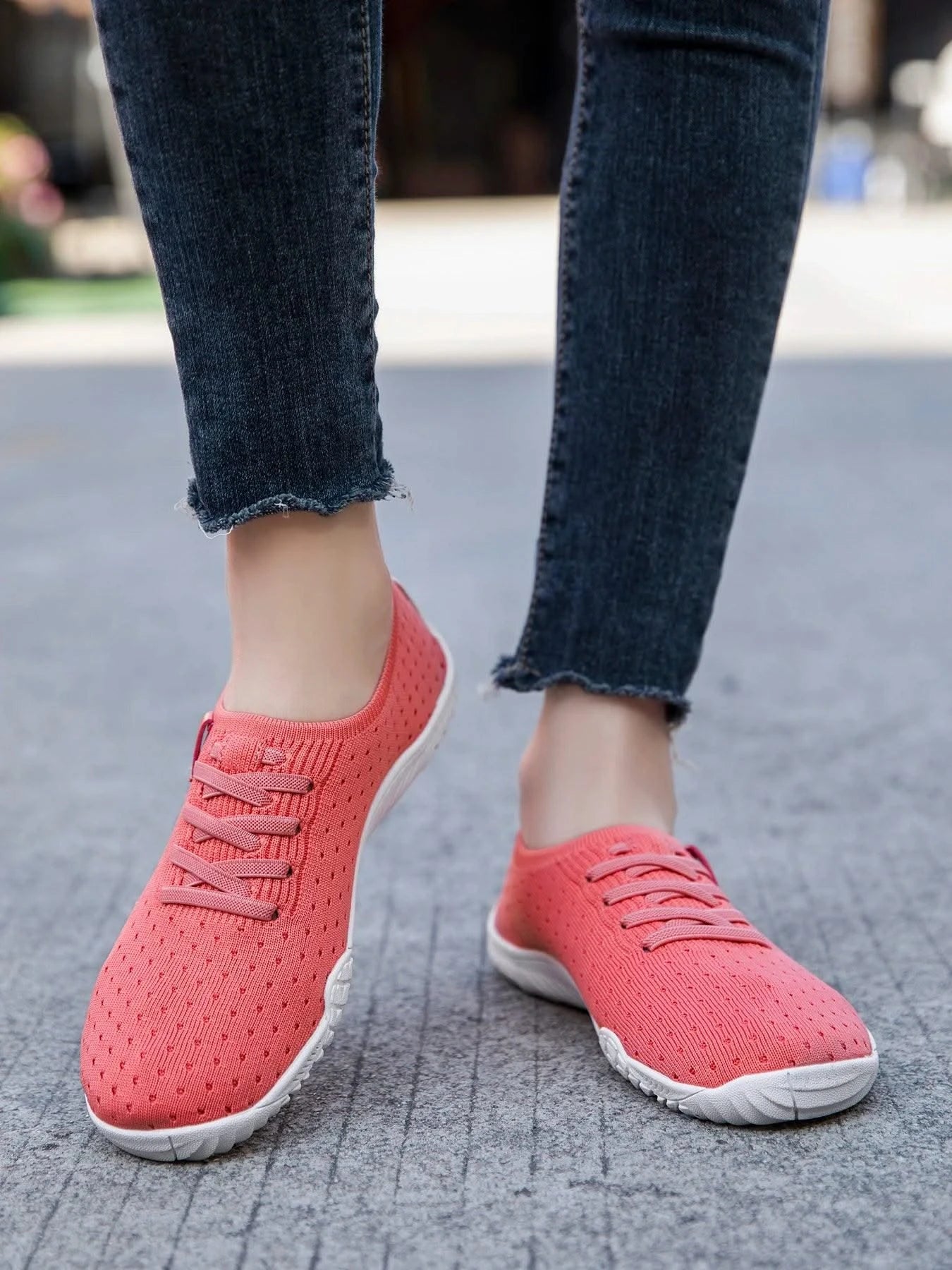 Women's Wide Toe Shoes Barefoot Inspired Sneakers Anti Slip Soft Sole Casual Walking Footwear Lightweight Comfortable Design
