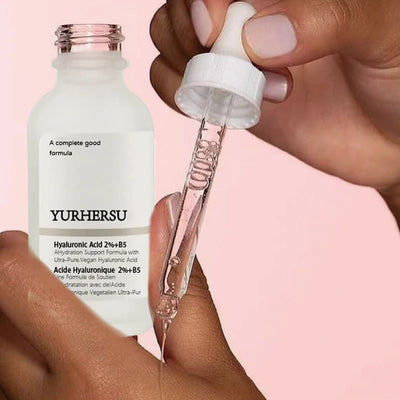 A new era of skin moisturizing, hyaluronic acid high concentration moisturizing and repairing essence
