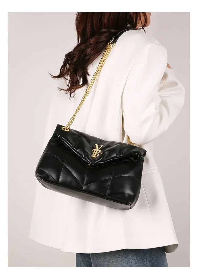 Luxury Brand Handbags for Women, Fashionable Shoulder Bag and Tote Bags in Leather By Famous Designer Elegant