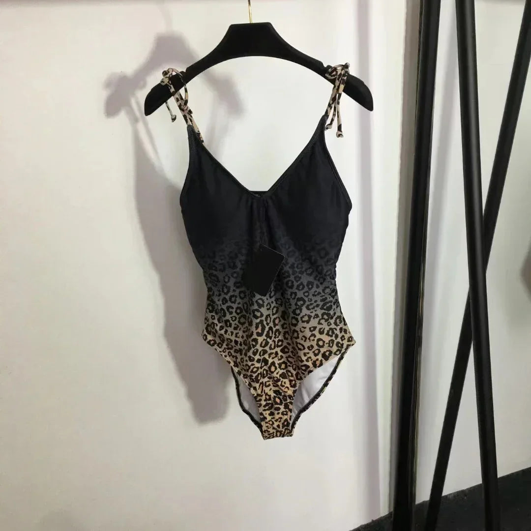 Luxury Design Women's One-piece Swimsuits Classic Hollow Swimwear Designer Brand Beach Sexy Bikini Sets