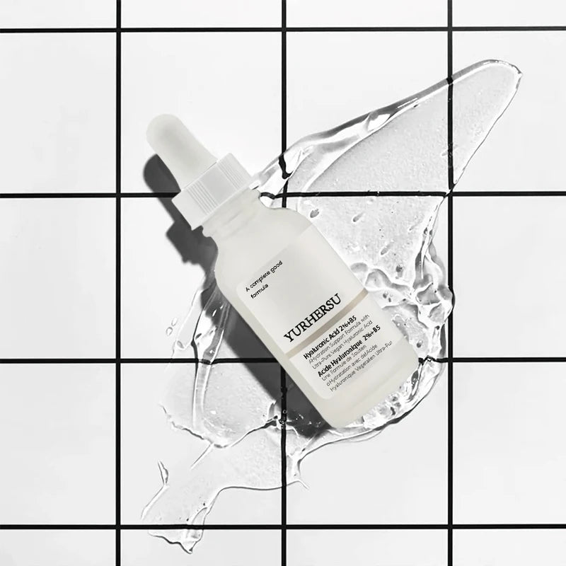 A new era of skin moisturizing, hyaluronic acid high concentration moisturizing and repairing essence