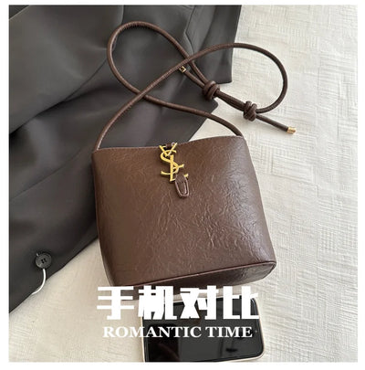 Limited edition designer handbag for ladies, 2025 new style tote bag with light luxury and unique high-end style crossbody bag