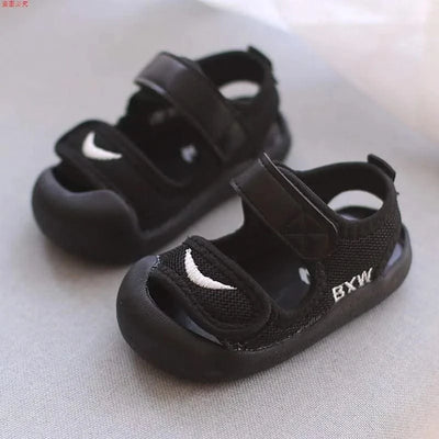 Children's Sports Sandals with Toe Caps, Anti-Collision Soft Sole, Anti Slip Shoes, Breathable Walking Shoes for Boys and Girls