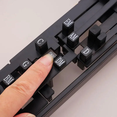 Guitar Auxiliary Artifact Folk Guitar Playing And Singing Chord Practice Automatic Transmission One Key Chord Player