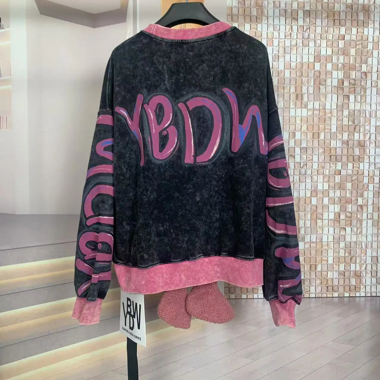 Trendy Brand Autumn Heavy Loose Embroidered Cartoon Round Neck Fashion Sweatshirt Round Neck Long Sleeve  Streetwear Women