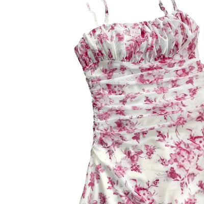 Women Summer Dresses 2025 New Sexy and Fashion Dress Romantic Field Simple Simple Elegant Dress