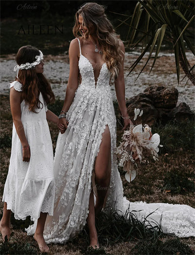 A-line Very Elegant Evening Dresses for a Wedding Dress Customized V-neck White Bridesmaid Dress Woman Bespoke Occasion Dresses