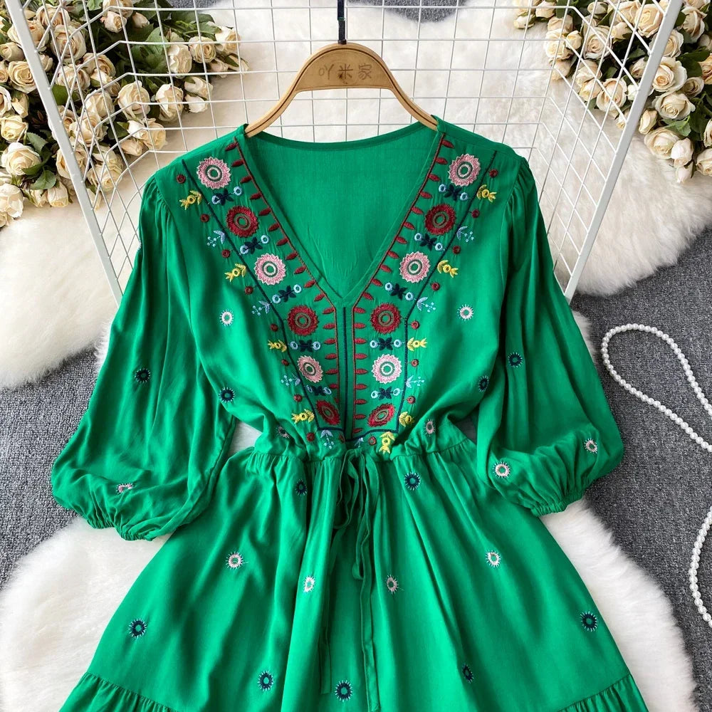 Boho Dress for Women Embroidery Floral Print V-neck Elastic Waist Lace-up Dresses with Belt Summer Vestidos Folds Dropshipping