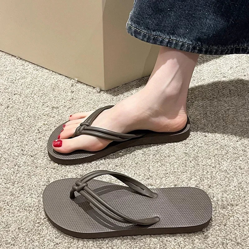 Women's Flip Flops Summer Slippers, Candy Colors, Flat Sandals for Ladies, Slip-On, Anti-Slip Soft Sole, Beach Comfort Shoes