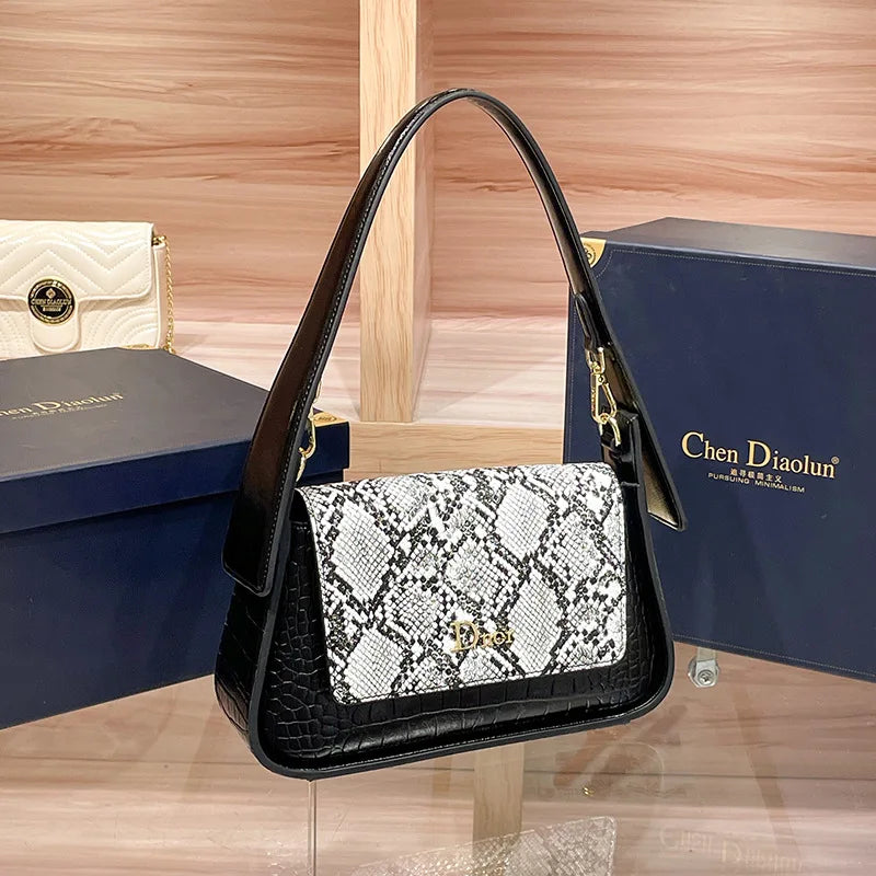 Classic Women's Handbag in Leather, Shoulder and Crossbody Bag Style, Luxury Elegant Design for Ladies By Famous Designer