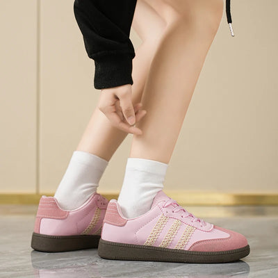 Women Sneakers 2025 Spring New Luxury Flat Loafers Comfortable Slip on Soft Female Sneakers Lightweight Outdoor Shoes for Women*