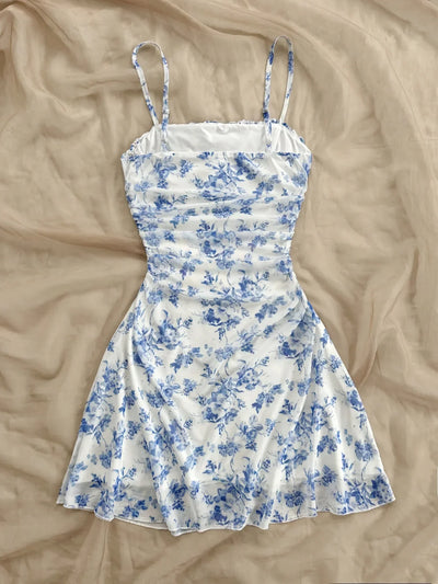 Women Summer Dresses 2025 New Sexy and Fashion Dress Romantic Field Simple Simple Elegant Dress