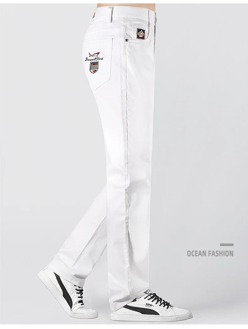 2024 New Summer White Jeans for Men Bruce&Shark  Designer Luxury Men's Jeans Loose Fit Stretch Cotton Casual Fashion Big Size 42