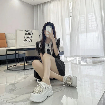 Spring New Women Sneakers Slipper Designer Platform Mules Flat Sandal Sweet Casual Lace Up Pearl Crystal Shallow Ladies Shoes