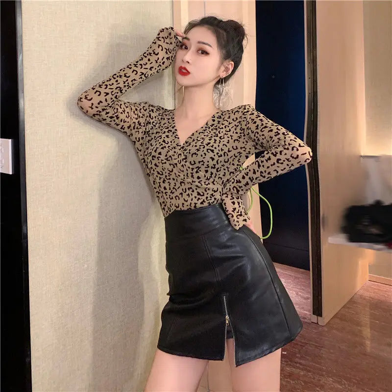 Women's T Shirts 2024 Female Tops Sexy V Neck with Print Clothes Pink Tshirts Y 2k Harajuku Xxl Emo Coquett Fitted Designer Tees