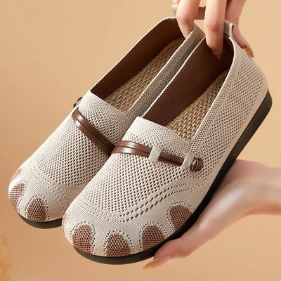 2025 Slip-On Casual Shoes for Women Soft Sole Spring New Style Walking Flats Ladies Leisure Comfortable Shoes Mom Sneakers