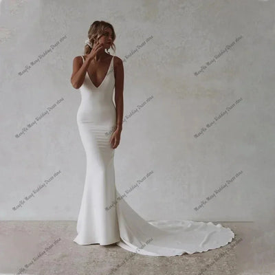 Elegant Sheath Mermaid Wedding Dress with Daring V-neckline Mesmerizing Backless Bridal Gown with Spaghetti Straps Party Dress
