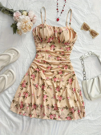 Women Summer Dresses 2025 New Sexy and Fashion Dress Romantic Field Simple Simple Elegant Dress
