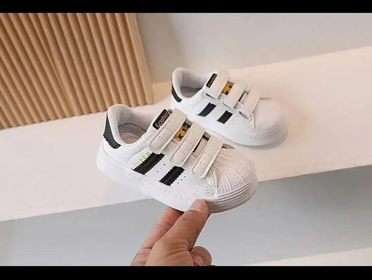 Children's Sports Shoes Spring and Fall Four Seasons Models Boys and Girls Casual Board Shoes Shell Head Small White Shoes