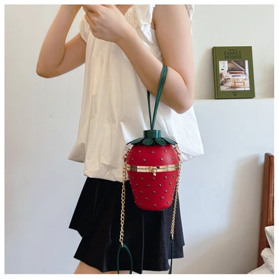 Designer Bolsos women  Shoulder Strawberry shaped rivet  Little Hand Bags Sac Handbags For Girls Ladies Purses And Crossbody