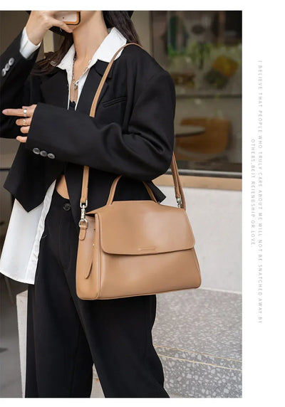 Women's Cowhide Genuine Leather Shoulder Bag Female Fashion Luxury Designer Handbags Ladies Commuting Large Capacity Bucket Bags