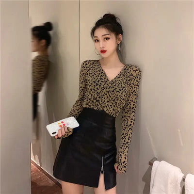 Women's T Shirts 2024 Female Tops Sexy V Neck with Print Clothes Pink Tshirts Y 2k Harajuku Xxl Emo Coquett Fitted Designer Tees