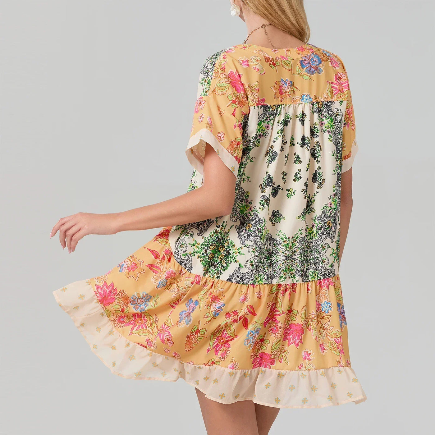 Women Summer Babydoll Dress Bohemian Holiday Vintage Floral Print Short Sleeve Deep V-Neck Flowy Dress with Pockets