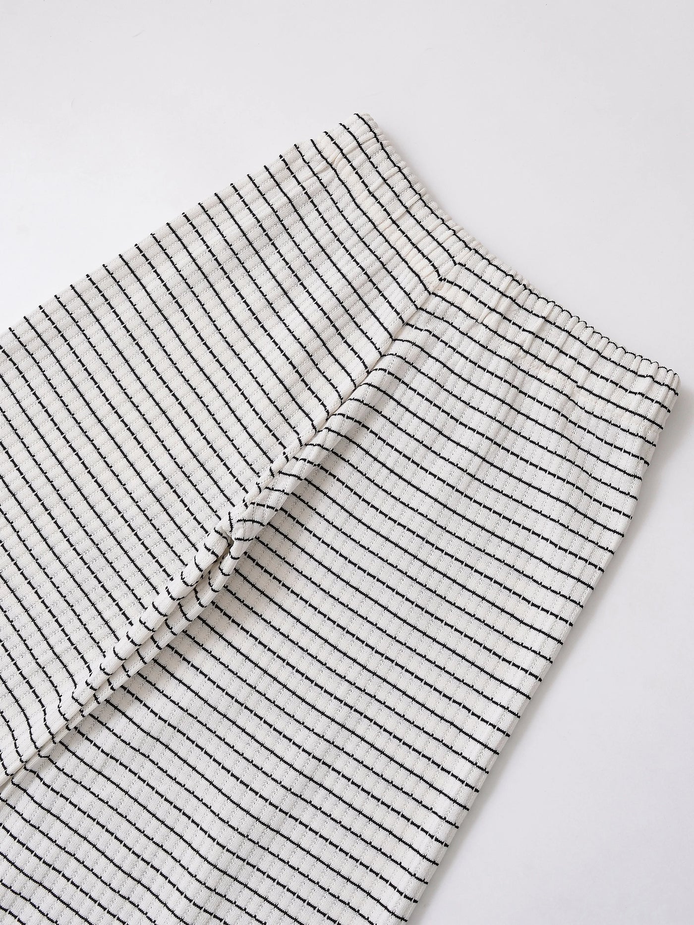 Women's clothing 2025 summer new product fashion European and American style textured striped knitted trousers