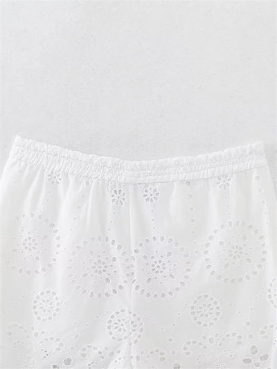 2025 Women's New Shorts Summer White Cutout Sexy Shorts Embroidered Trims Casual Fashion Personality Versatile