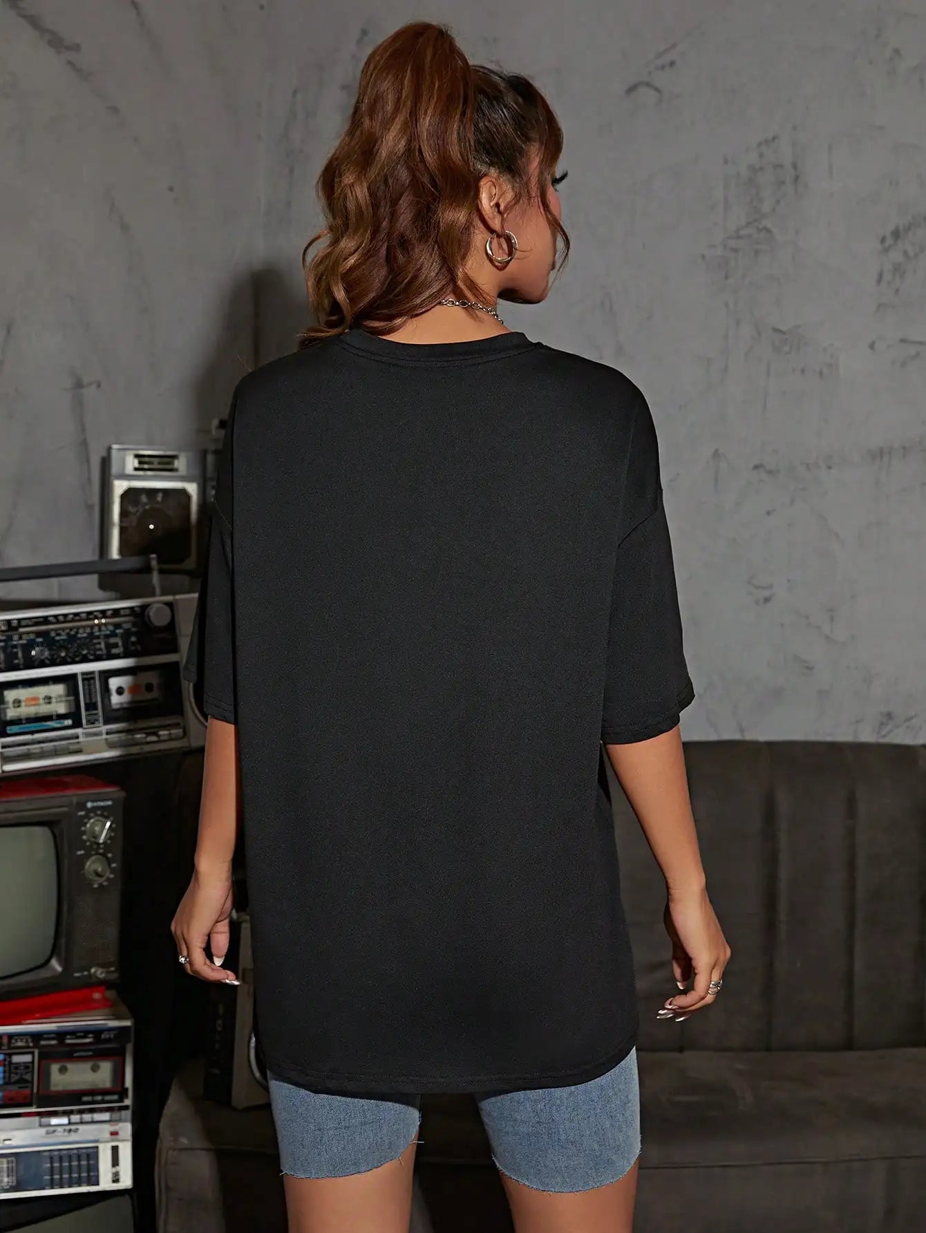 Solid Crew Neck T-shirt, Casual Short Sleeve Loose T-Shirt For Spring & Summer, Women's Clothing