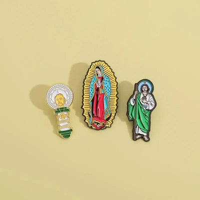 Our Lady Of Guadalupe Enamel Pins Golf Ball Hat Clips Golf Training Accessories Baseball Cap Cartoon Decorative Clip for Golfer
