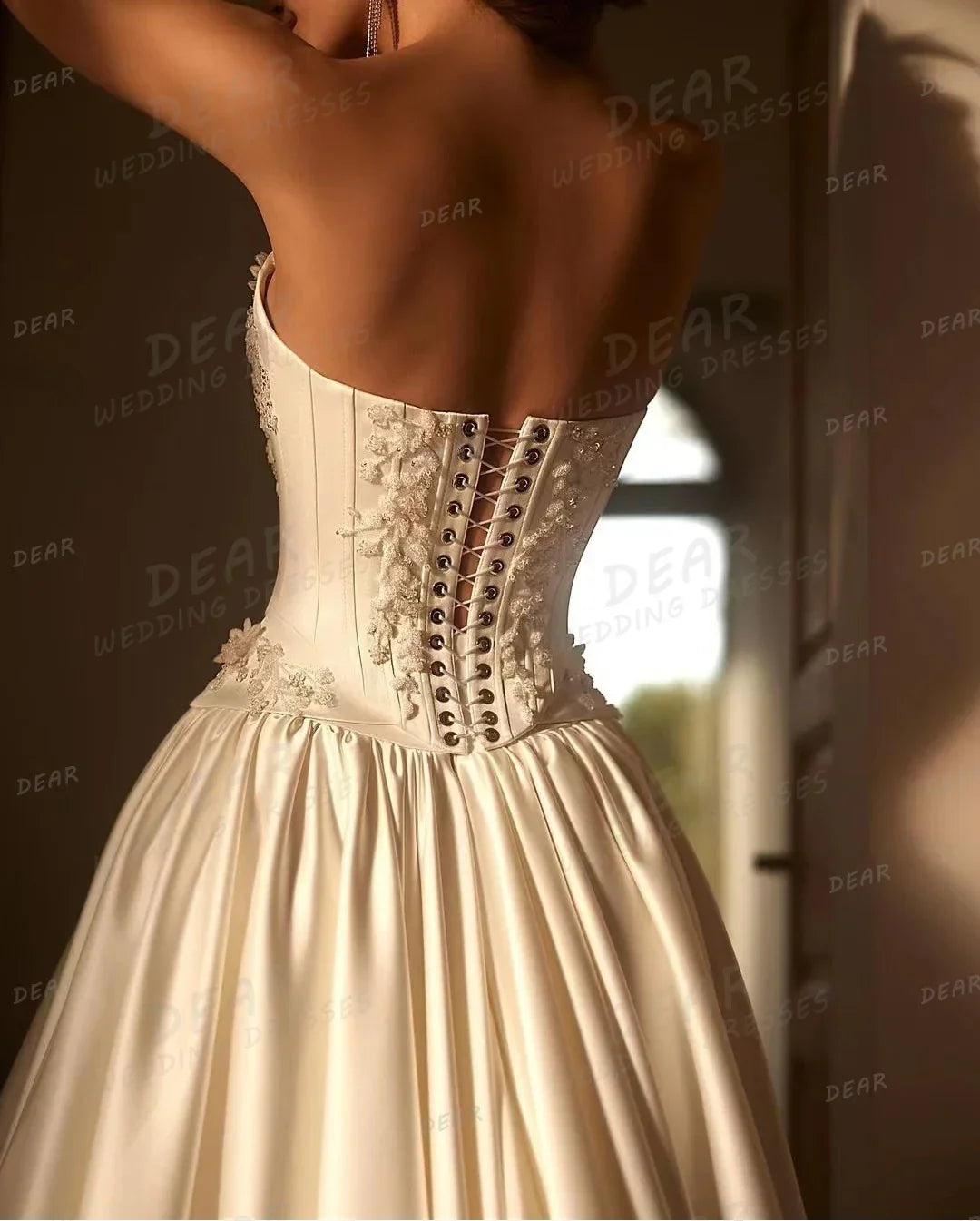 Luxury Wedding Dresses Women's Sexy Lace Up Sleeveless Strapless Bridal Gowns Backless Satin Formal Vestidos De Novia Customized