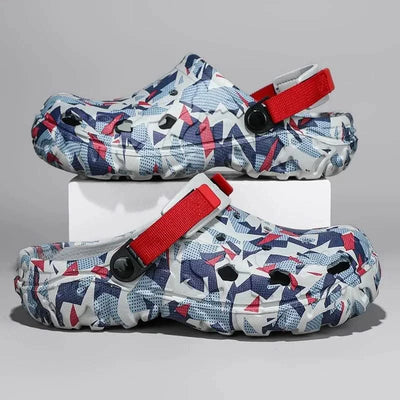 New Men's Clogs Slippers Sandal Men Garden Shoes Flat Camouflage Sandals Male Sneakers Outdoor Flip Flops Home Clogs