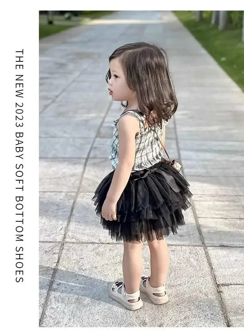 Non-slip Soft Sole Kids Walking Shoes | Hollowed-out Breathable Flat Shoes with Cute Stars  |  Beach Shoes for Children