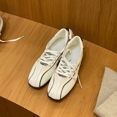 Women's lace-up retro casual ballet style flats Comfortable lightweight sneakers