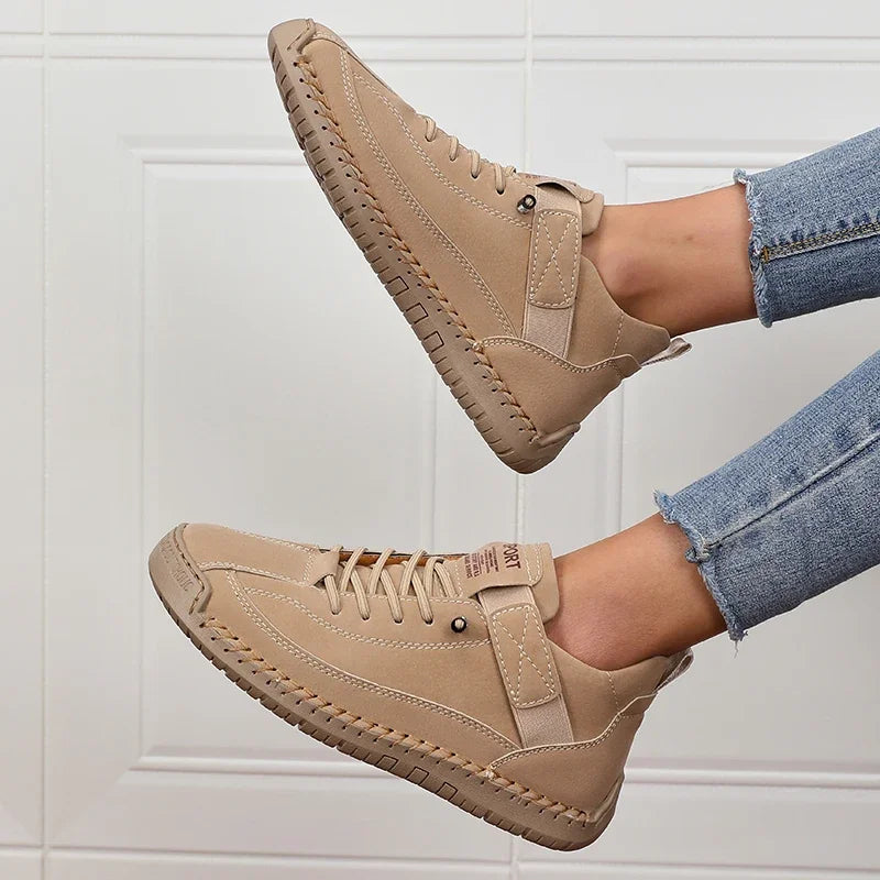 Women's Boots Mid Top for Summer British Style Retro Anti Slip Workwear Shoes Fashionable Luxurious Design Couple's Loafers