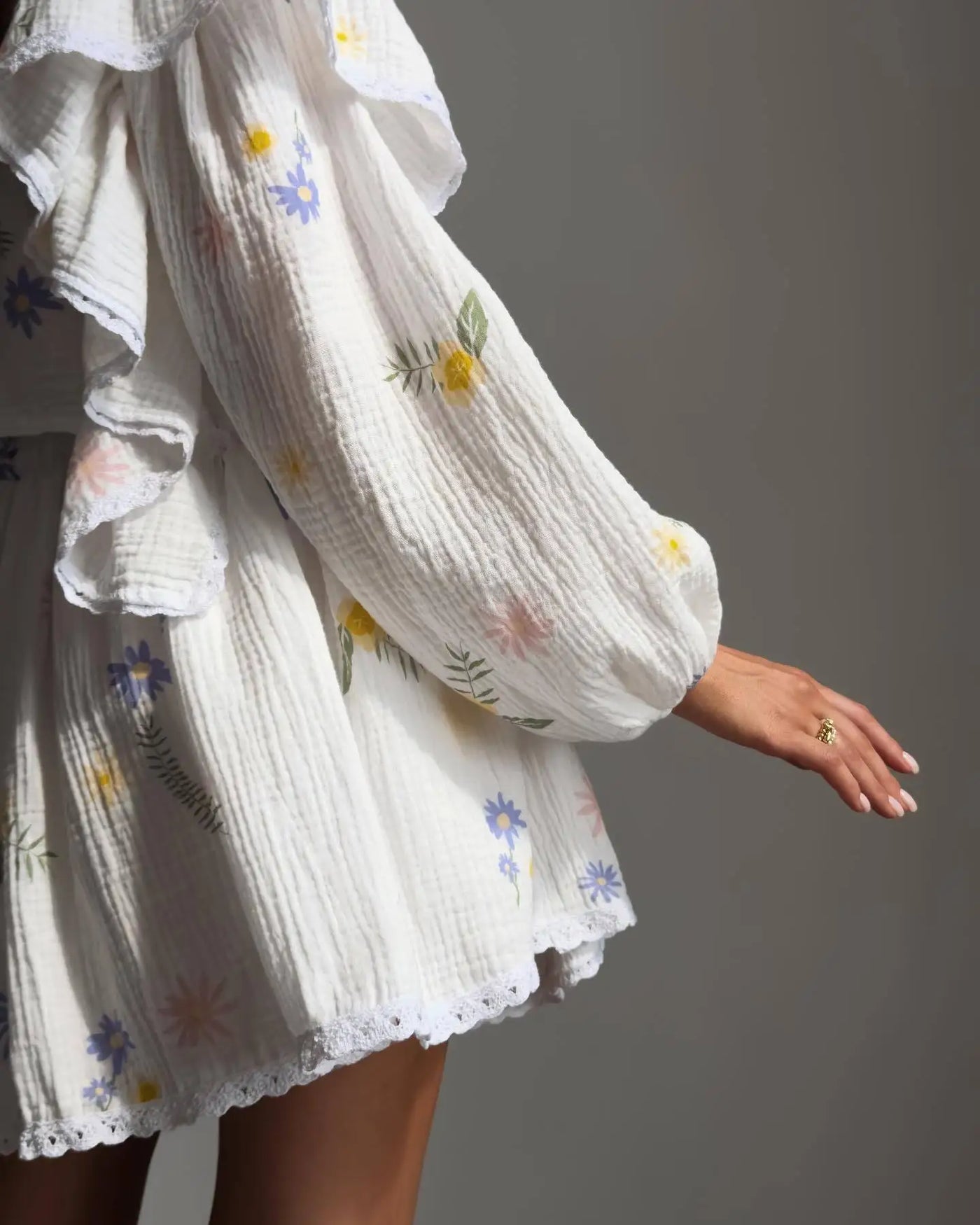 Women Cotton Linen Print Loose Suit Women Lantern Sleeve Ruffles V-neck Patchwork Single-Breasted Top High Waist Mini Skirt Suit